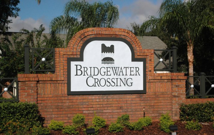 Bridgewater Crossing Community Entrance